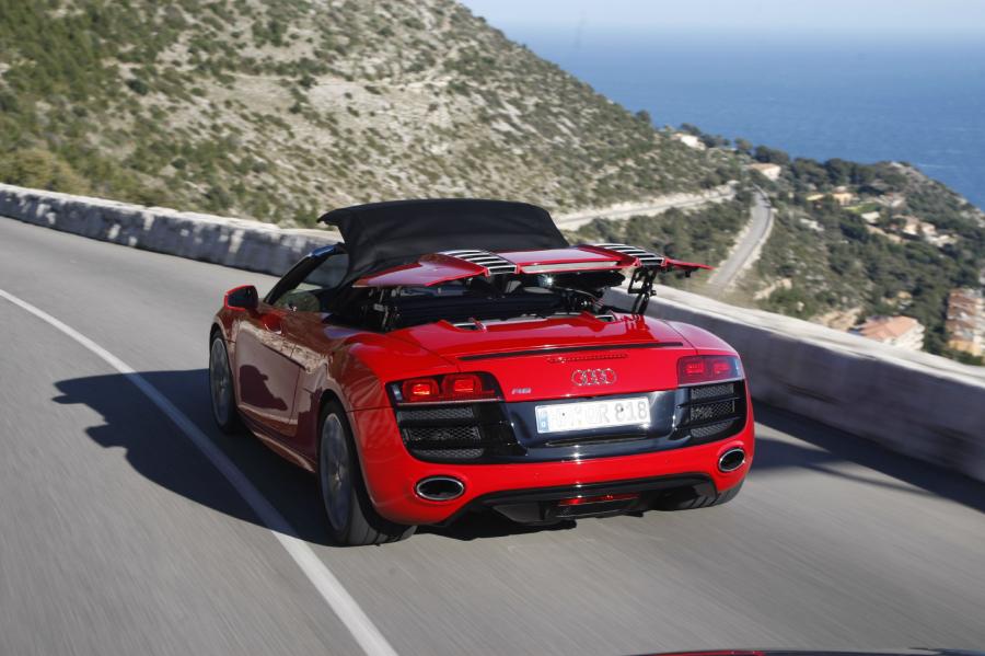  Audi R8 Spyder 5.2 FSI Quattro 2010 года  (WW) (фото 65 из 79)